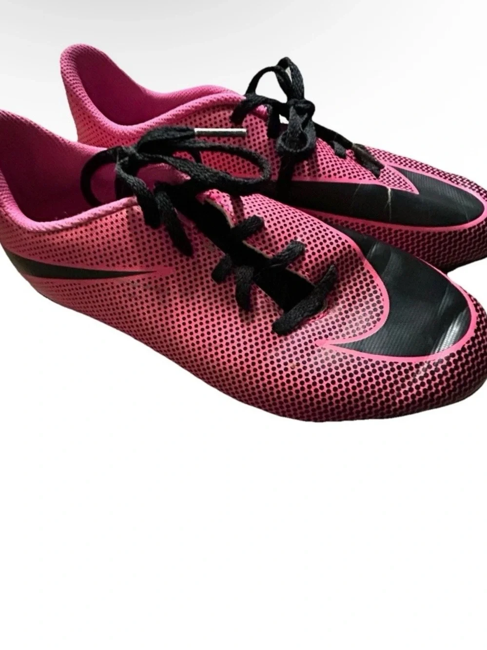 VGUC Girls Nike Pink Soccer Cleats Size 6Y